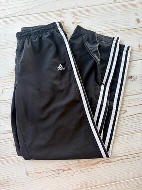Vintage Y2K Adidas black 3 stripe with embroidered logo